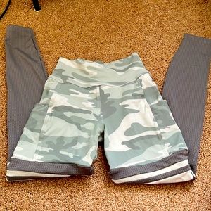 Bombshell leggings size XS